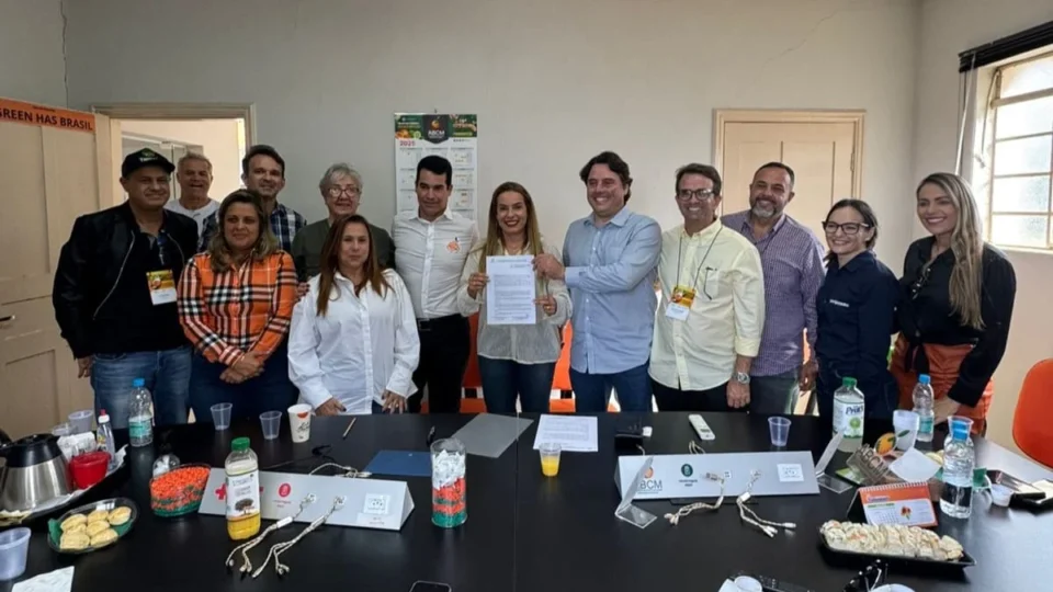 ABCM firma parceria estratégica com a Agroculturas para impulsionar a citricultura no Nordeste